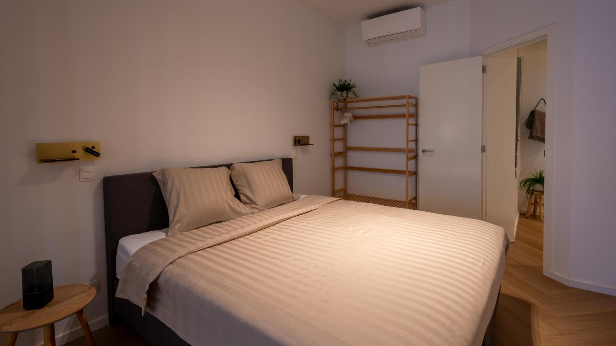 Pacific Residences - Apartment *